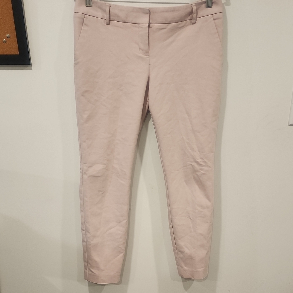 Needs Work.. Light Pink Cropped Express Columnist Pants Size 6